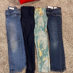 4 pairs OldNavy girls size 6-7 pants.